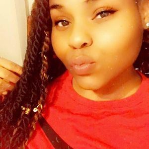 Meet your Posher, Lee